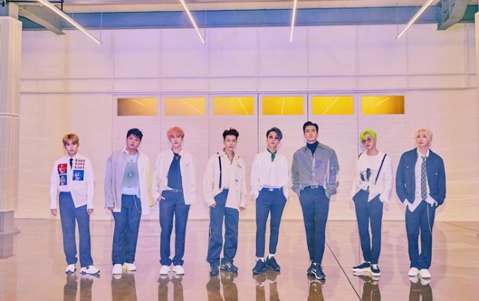 슈퍼주니어, 11월 6일 정규 9집 스페셜 버전 ‘타임라인’ 발매! 데뷔 14주년 깜짝 선물!