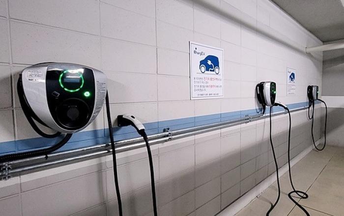 신축 아닌 기존 아파트도 전기차 충전기 설치 의무화