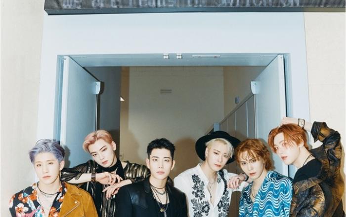 아스트로, 단체 콘셉트 포토 공개…ON과 OFF 두 가지 무드로 완성한 ‘SWITCH ON’
