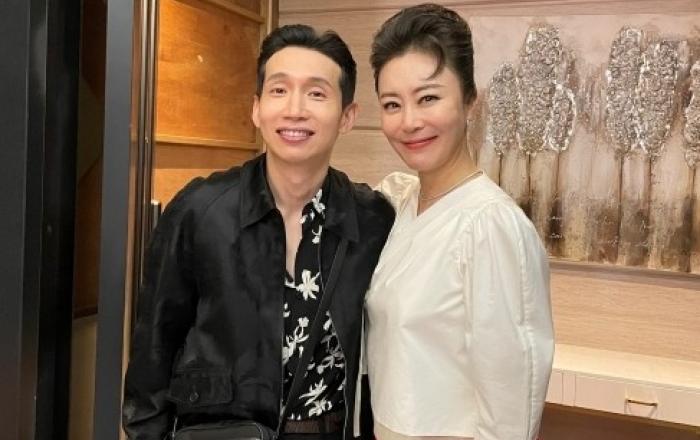 '진상 헬리콥터맘' 서혜린, 봉태규와 케미만점 투샷..“아들 수고했어요