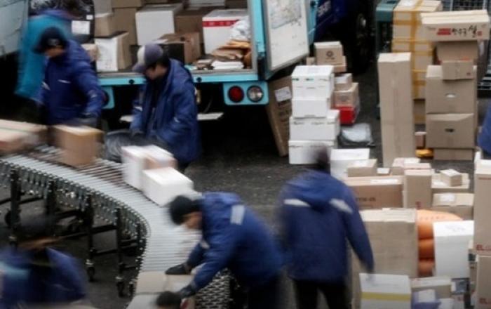 택배업 등록제 도입…종사자 운송위탁계약 6년 보장