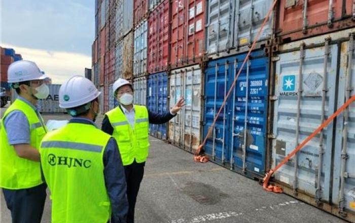 항만에 특화된 안전관리체계 구축한다