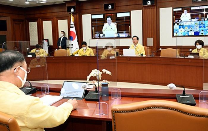 모더나, 공급일정 차질 통보…접종계획 보완·발표