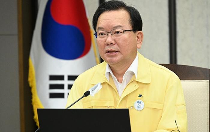 “더 많은 국민이 더 빨리 맞도록 백신 접종계획 보완”