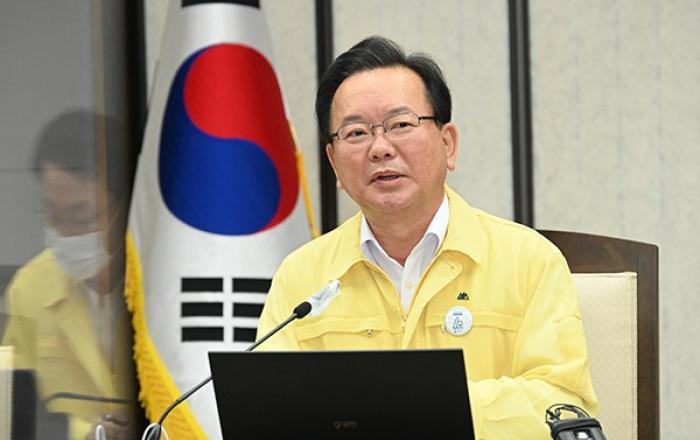 “단계적 일상회복, 반드시 가야할 길…확산세 통제돼야 순탄”