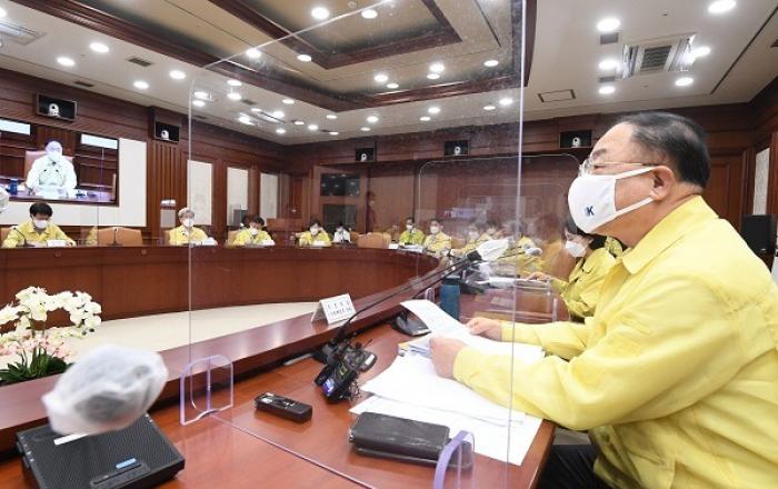 “내달부터 단계적 일상회복 시도…손실 보상금 지급”
