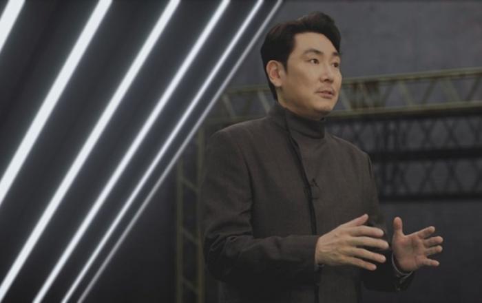 버락 오바마•마이클 샌델 등 출연한 tvN ‘월간 커넥트’ 최초 배우 게스트 ‘조진웅’,