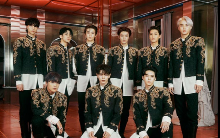 NCT 127, 정규 3집 리패키지 ‘Favorite’도 선주문량 106만장 돌파!