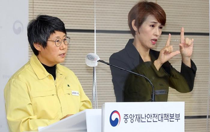 사회복지시설 출입은 접종완료자만…미접종자는 음성 확인해야 