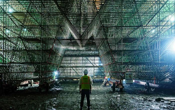 '건설 is 열정 ; 현대적인 삶, 건설적인 사람' 사진전 개최