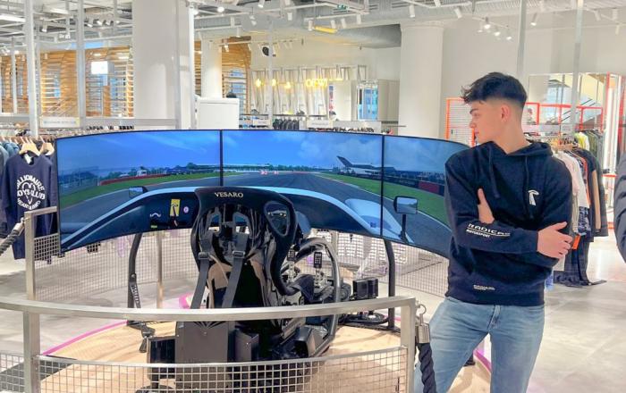 삼성전자 미래형 게이밍 스크린 오디세이 아크, 영국 런던 중심가 상륙