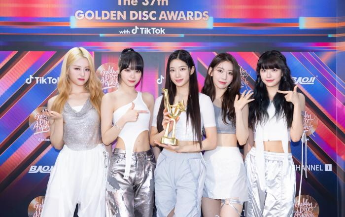 르세라핌, ‘골든디스크’ 신인상…“2023년도 멋진 한 해로 만들어 나갈 것”