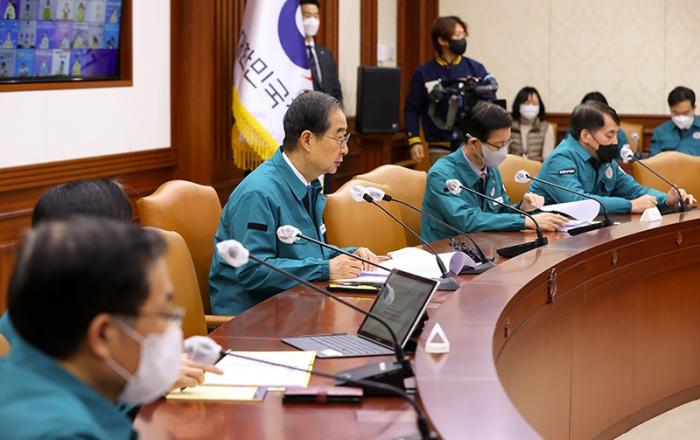 30일부터 실내마스크 착용, ‘의무’ → ‘권고’로 완화