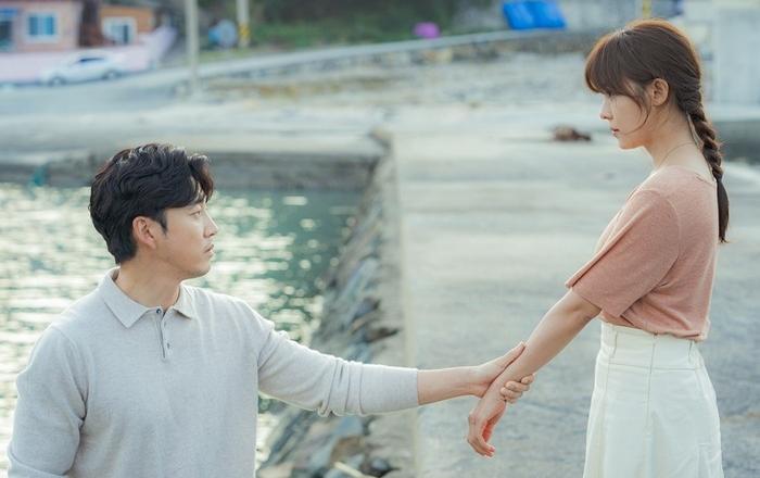 윤계상이 ‘초콜릿’으로 들려준 ‘어른 동화’…달콤한 사랑+위로