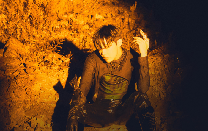 방탄소년단 제이홉, ‘스페셜 8 포토-폴리오’ 콘셉트 필름 공개! 화이트와 블랙의 ‘상반 매력’