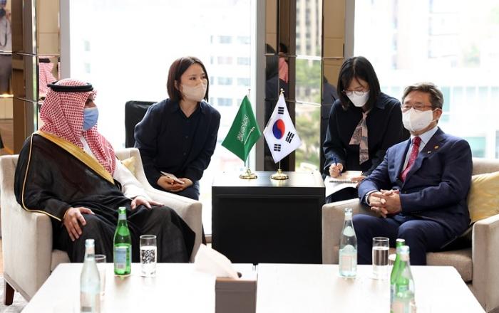 케이-콘텐츠, 2027년 수출 250억 달러…세계 4대 콘텐츠 강국 실현