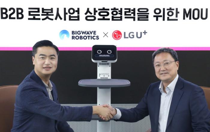 LG유플러스, 국내 1위 로봇자동화 기업 손잡고 로봇 사업 강화