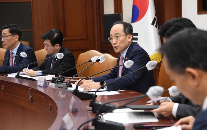 추 부총리 “SVB 폐쇄, 금융시장 불확실성 커져…필요시 신속 대응”