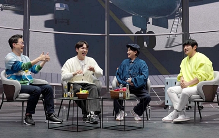 ‘다시갈지도’ KCM, “모르는 사람과 가능한 건 아니지?” 멕시코 ‘키스 골목’ 랜선 방문에 동공 무한 확장!