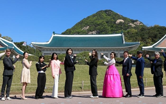 청와대를 ‘K-관광 랜드마크’로…“내가 청와대 관광가이드다” 선포식