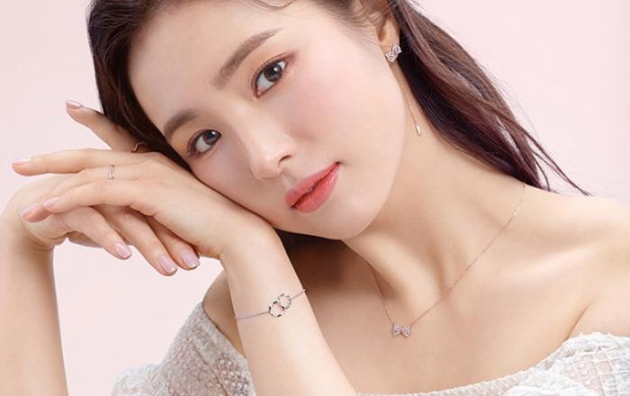 신세경, ‘반짝반짝’ 빛나는 주얼리 화보 공개