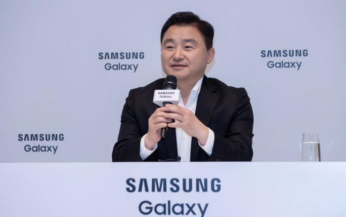 “올해 국내 갤럭시 플래그십 3대중 1대는 폴더블”