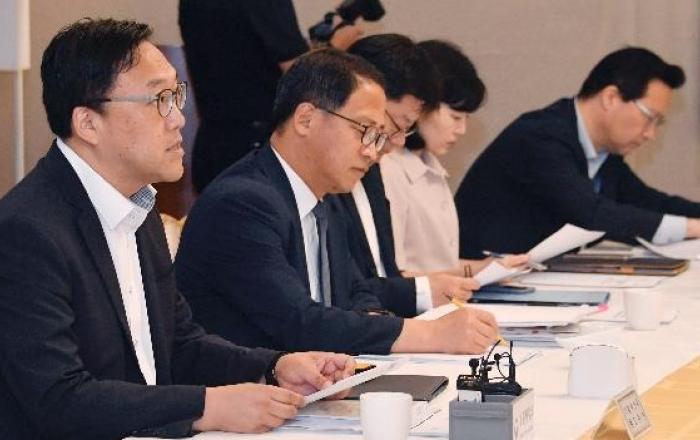 기재부 차관 “10월 이후 물가 다시 안정…경각심 갖고 총력 대응”