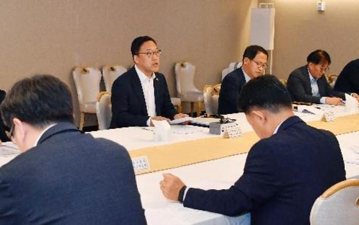 기재부 차관 “추석 성수품값 작년보다 6.4% 낮아…물가 안정에 만전”