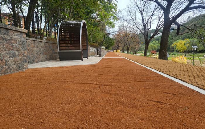 성남시 구미동 공공공지 ‘맨발 황톳길’ 6일 개장