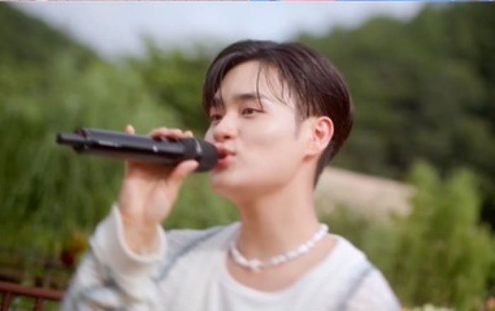 '뮤직인더트립' 막내 이대휘, 솔로 무대 공개!