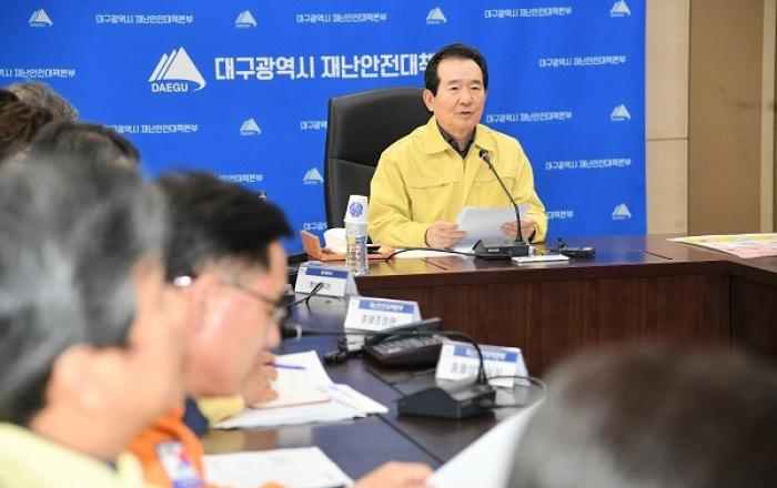 정세균 총리 “꼭 필요한 경우 제외하고 면마스크 사용 권장”