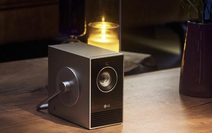 “작고 가볍지만, 강력하다” 초소형 4K 프로젝터 LG 시네빔 큐브 공개