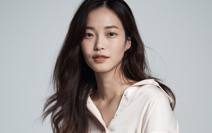 모델 겸 배우 황세온, SBS '더킹' 속 황실 근위대로 돌아온다