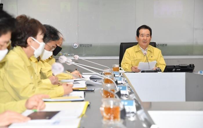 정세균 총리 “모든 입국자, 국적 무관 4월 1일부터 2주간 격리”