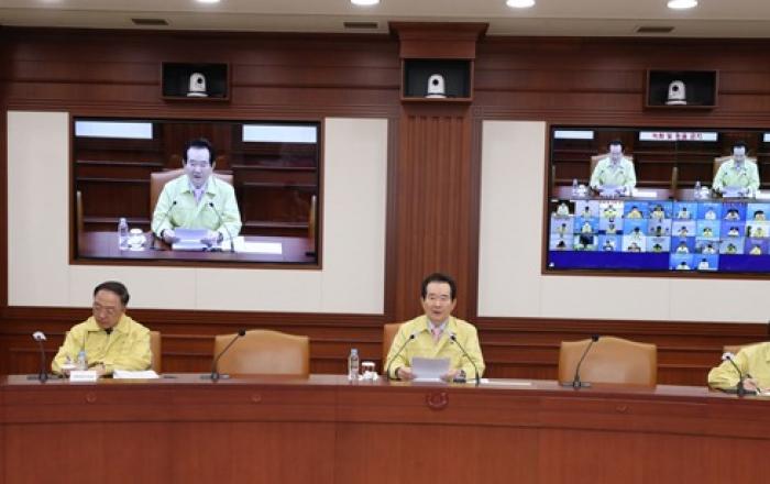 정세균 총리 “사회적 거리두기 완화, 감염 다시 확산시킬 위험 있다.”