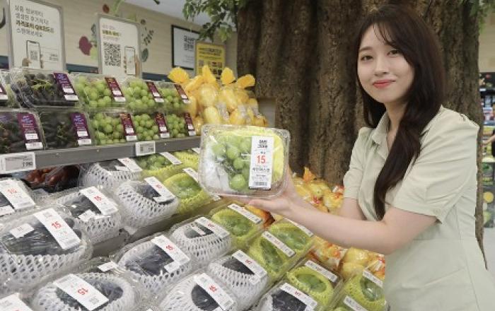 이마트, 제철 맞아 ‘슈퍼 포도 페스타’ 개최… 샤인머스캣 최대 34% 할인