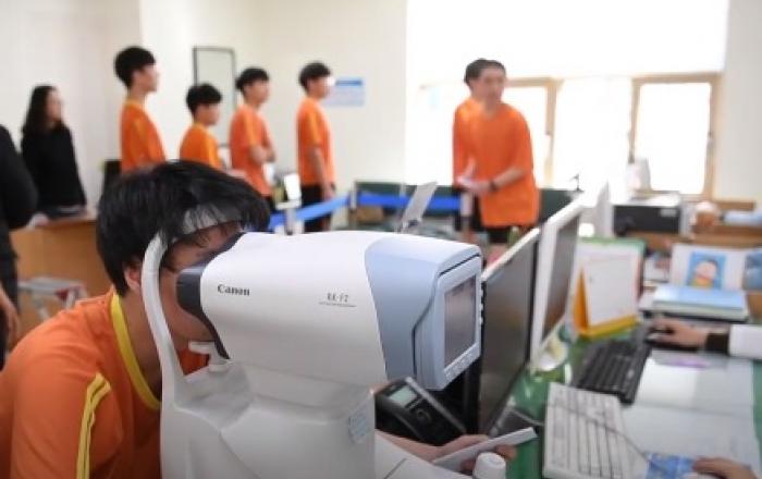 코로나19로 중단됐던 병역판정검사 8주만에 재개