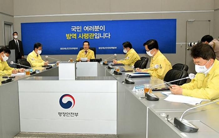 정세균 총리 “서로에 대한 배려·참여가 경제 정상화 앞당길 것”