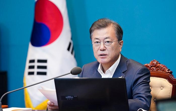 문재인 대통령 “코로나 위기, 남북협력 새 기회…시급하고 절실한 과제”