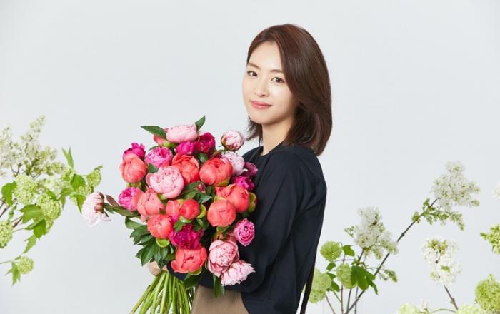 이연희, 화훼 농가 돕기 나서 ‘선한 영향력’의 좋은 예