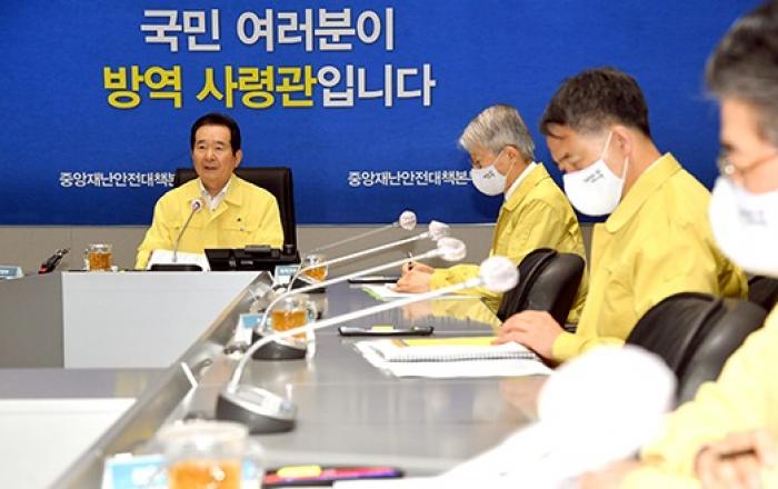 정 총리 “이태원 방문 여부 외엔 아무것도 묻지 않겠다”