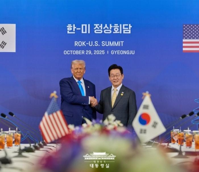 한미 정상, 한국의 핵추진 잠수함 도입 후속 협의키로