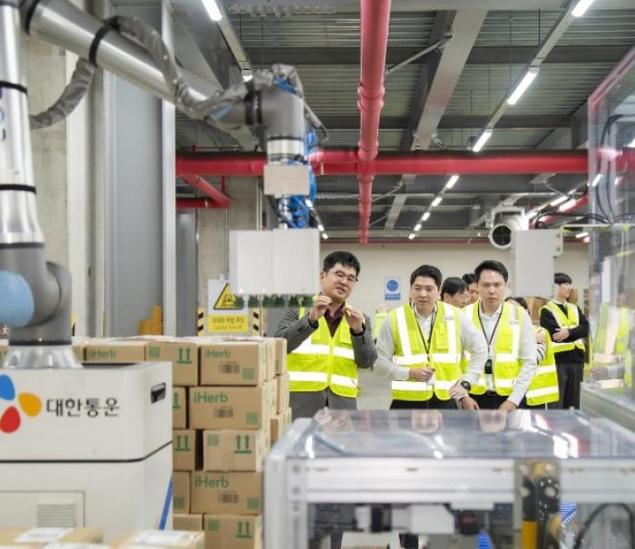 CJ대한통운 첨단 풀필먼트센터 찾은 CP 엑스트라…전방위 물류협력 ‘광폭행보’