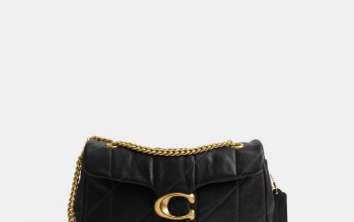 데일리 룩부터 파티 룩까지, TPO 걱정 없는 코치 홀리데이 태비 컬렉션