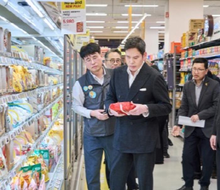정용진 회장 새해 첫 현장경영은 ‘1등 미래형 점포’