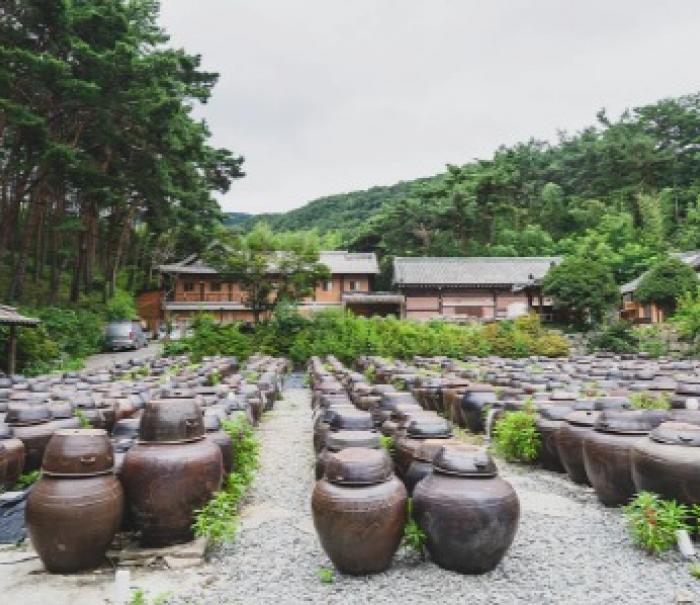“명절 선물, 상품 대신 ‘경험’을 보낸다” 신세계百, 로컬이 신세계로 ‘체험형 설 선물’ 선봬
