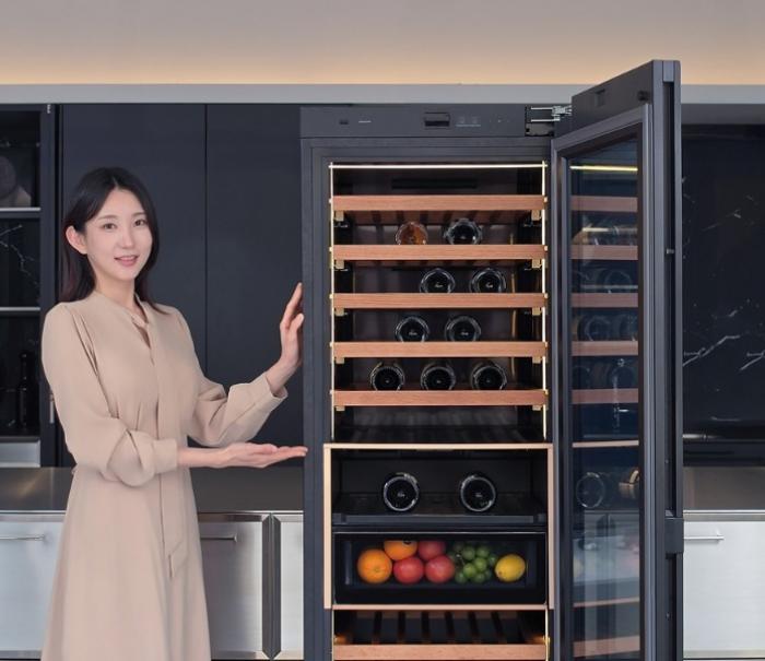 삼성전자, 'AI 비전'으로 와인 관리 자동화한 '인피니트 AI 와인 냉장고' 출시