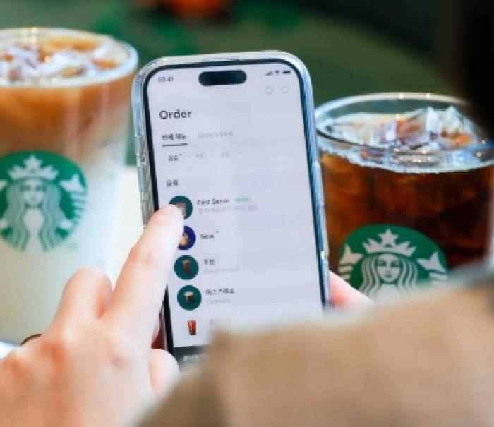 리워드 회원 누구나 빠르게 출근길 커피 해결! 스타벅스, ‘패스트 서브(Fast Serve)’ 운영 시작