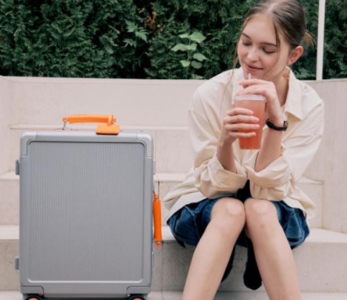 “출국 전 여행 준비는 면세점에서” 신세계면세점, 여행 수요 겨냥…프리미엄 캐리어·트래블 백 강화