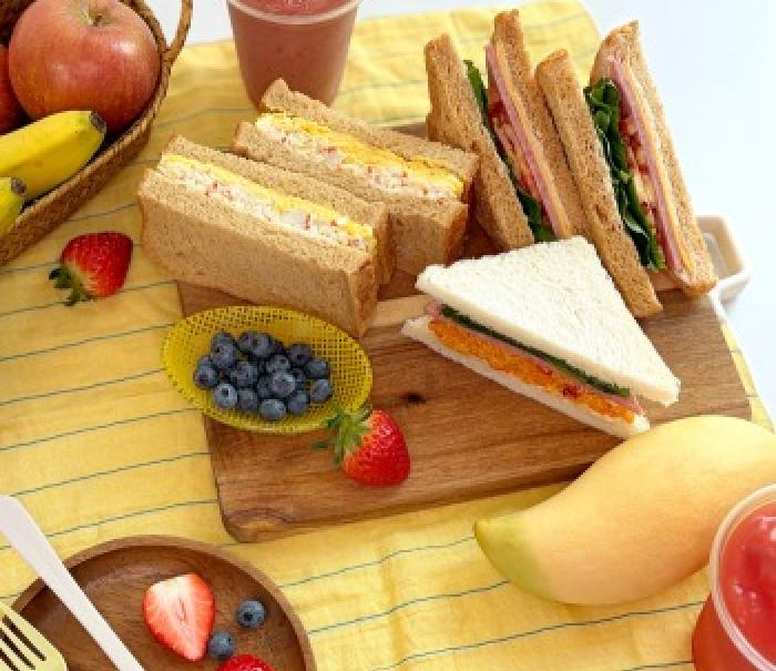 신세계푸드, 런치플레이션에 직장인 점심 풍경 바뀐다…‘가성비+웰니스’ 샌드위치 뜬다